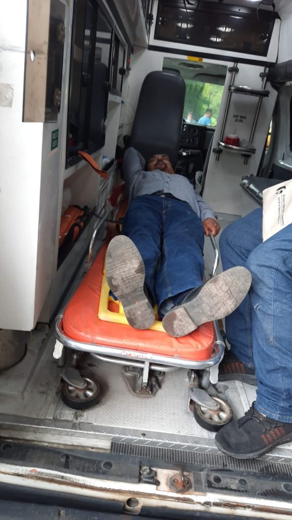 Fotonota: 8 lesionados, 4 graves; saldo de accidente en la Teziutlán Nautla