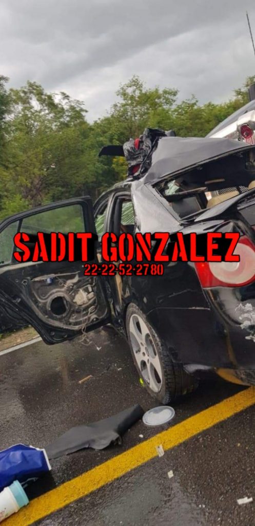 Fallecen dos por choque en Tepexi