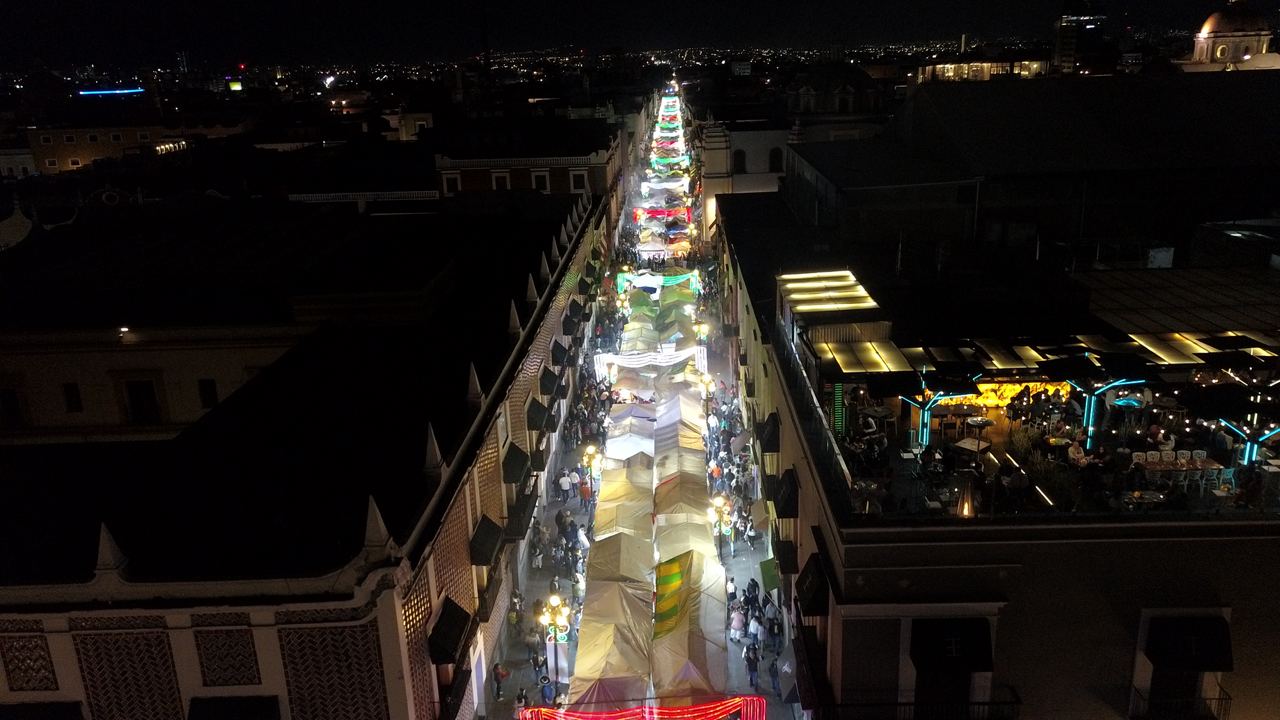 Noche mexicana deja saldo blanco en Puebla capital