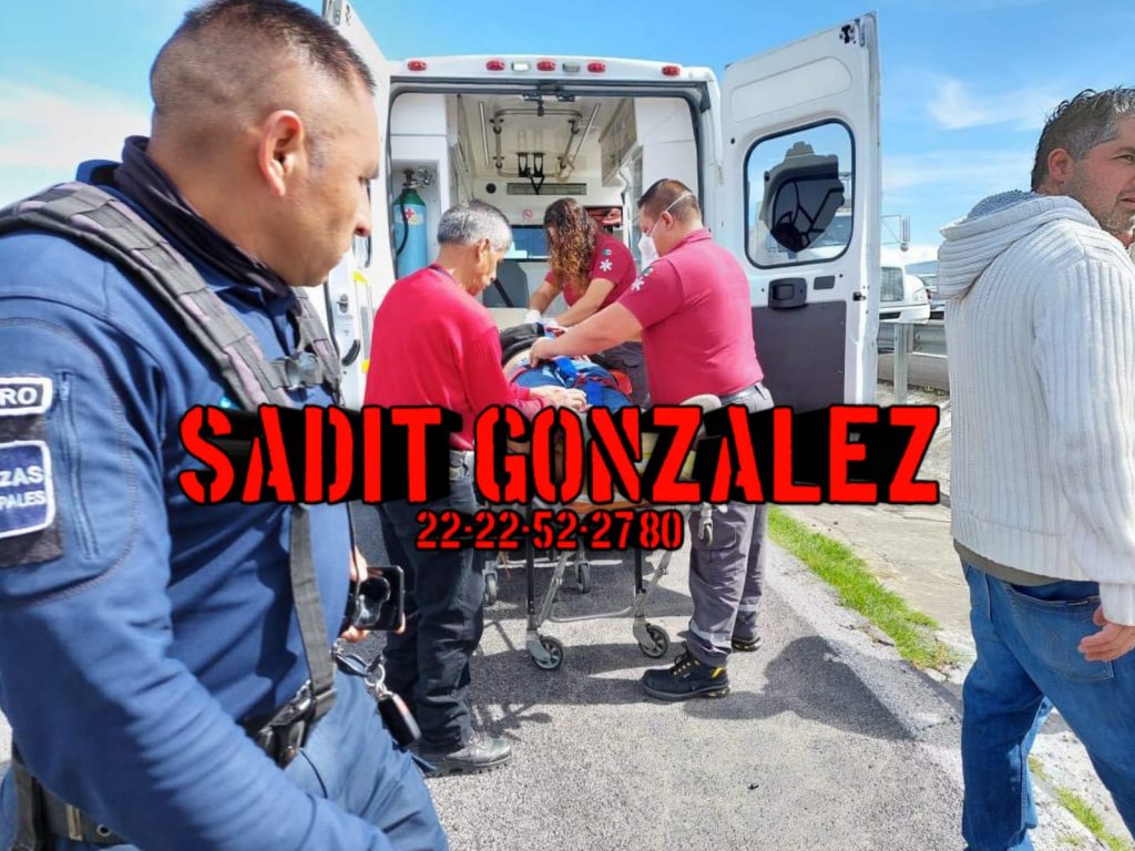 4 lesionados, incluidos 3 menores deja volcadura en la Teziutlán-Virreyes.