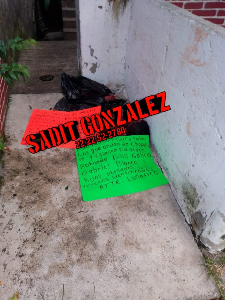 Localizan dos cadáveres embolsados y con narcomensaje en Ayotoxco de Guerrero