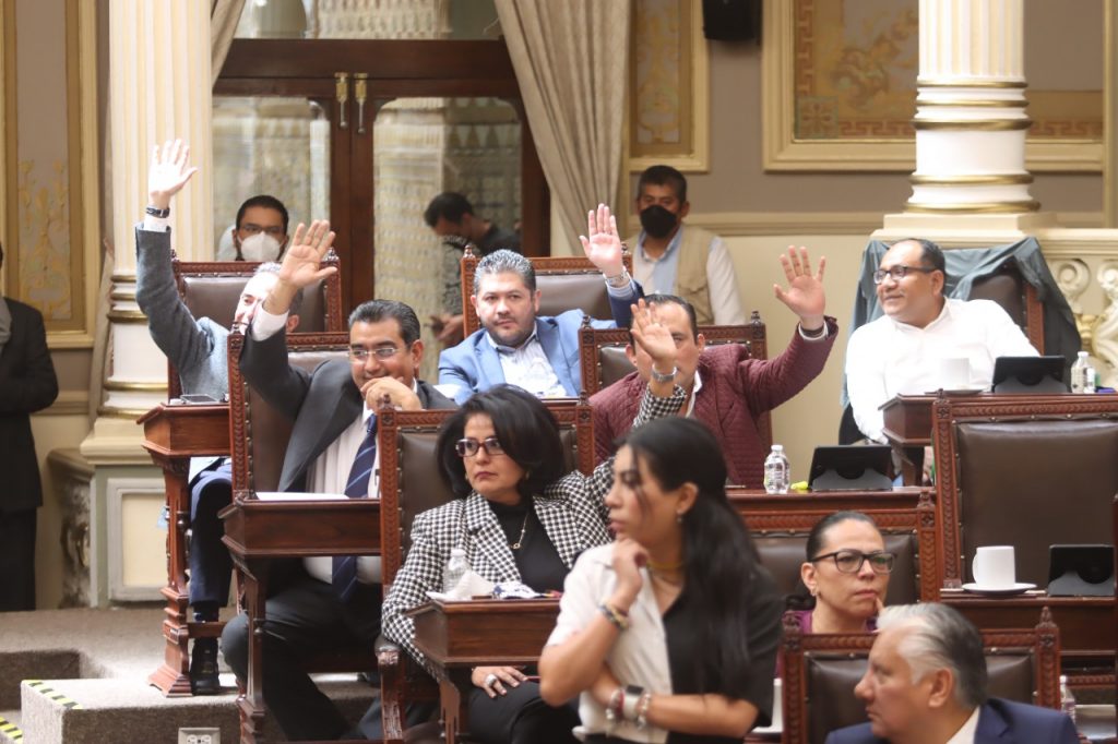 Nombra Pleno de la LXI Legislatura a magistrados propietarios y suplentes del TSJ