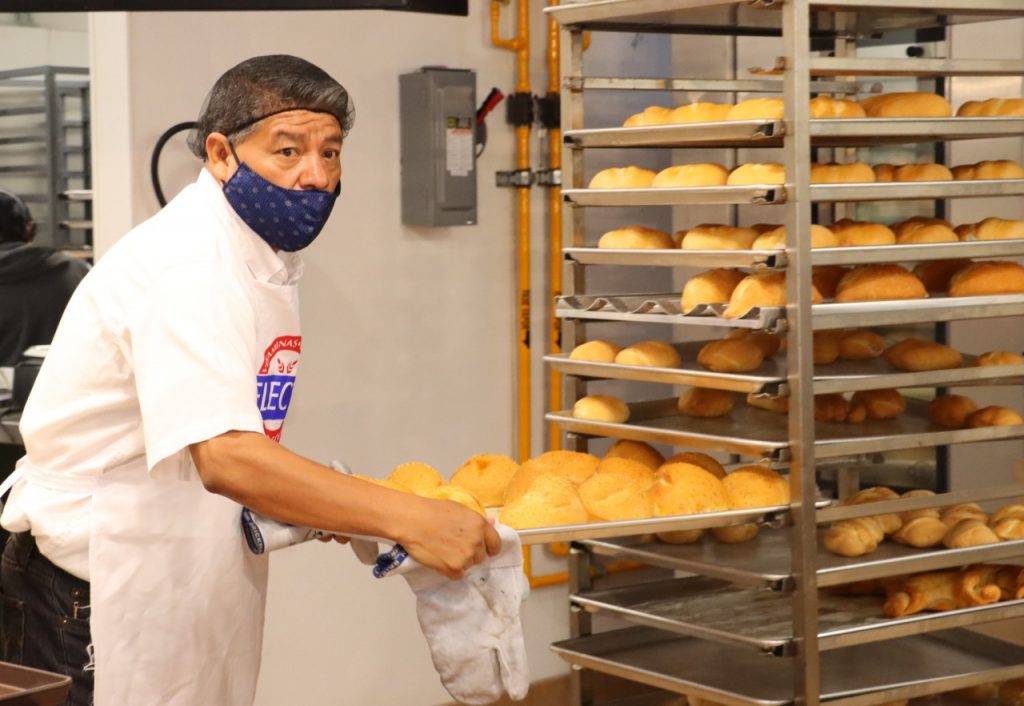 Detona Economía encuentros con sectores para evitar escalada de precios