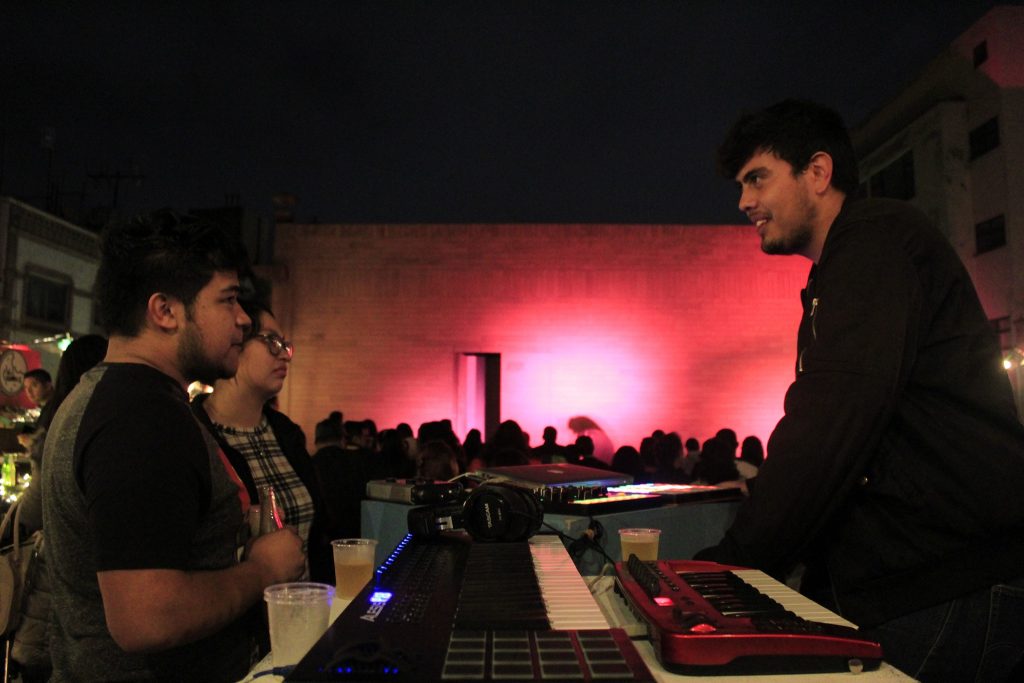 Noche MAC: Refugio del Silencio con Slam Poetry