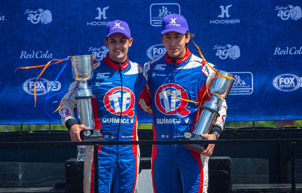 Víctor Barrales Jr. y Paul Jourdain, volvieron al triunfo de la GTM Light en Querétaro