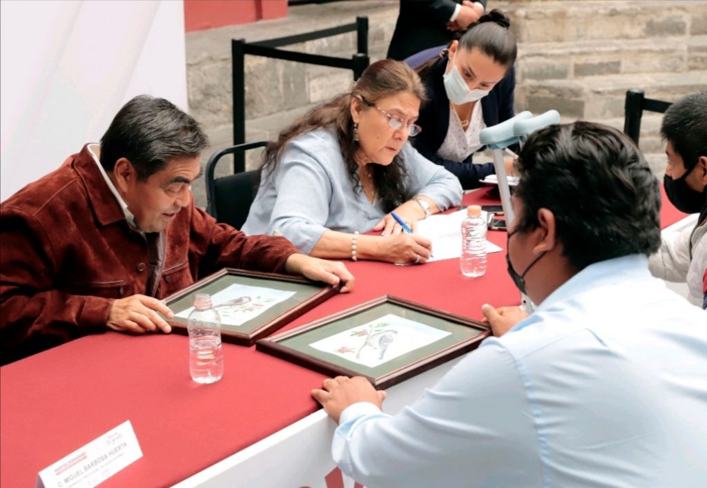 Recalca Miguel Barbosa apoyo del Gobierno Estatal a Educación y Ciencia en “Martes Ciudadano