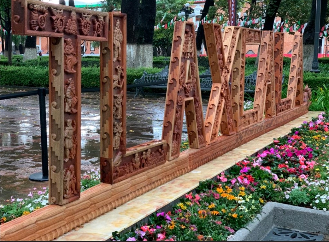 Desmontan temporalmente las letras monumentales de Tlaxcala en previsión de afectaciones