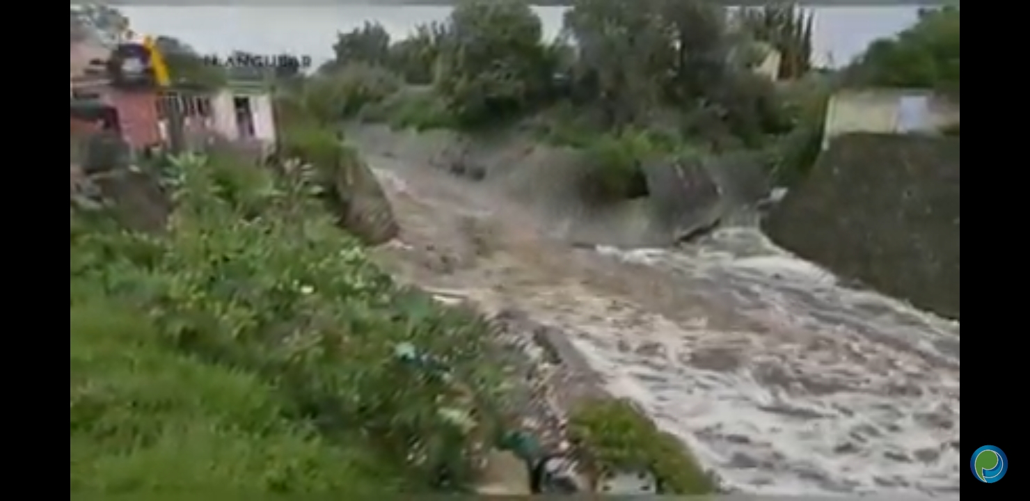 Video desde Puebla: Lluvias generan socavón en colonia La Providencia