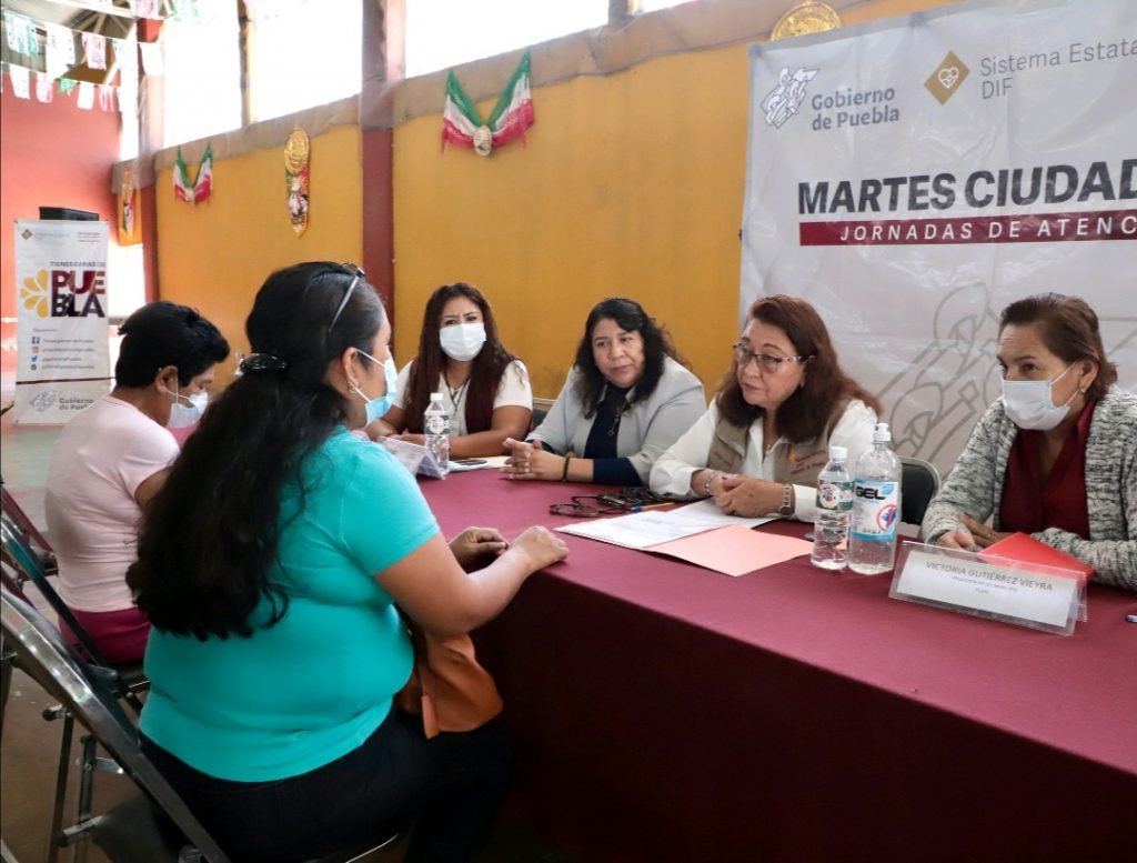Con atención integral, SEDIF beneficia a población vulnerable en Tilapa