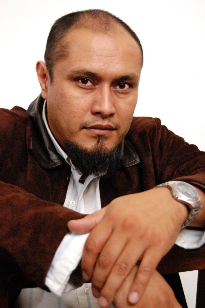 Presentarán el libro “La dosis y el juego”