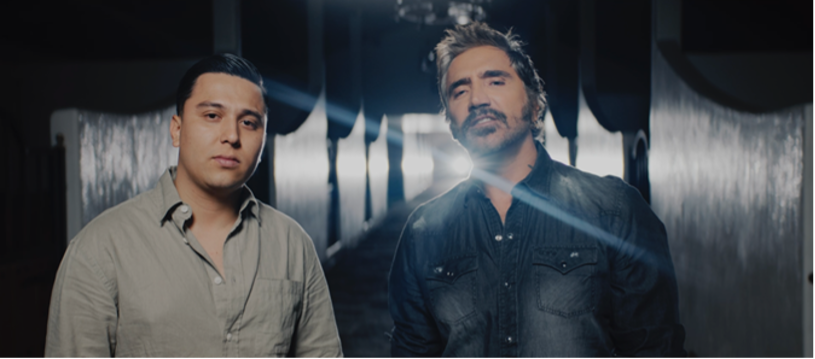La Arrolladora Banda el Limón & Alejandro Fernández #1 en México y sus con “nunca dudes en llamarme”