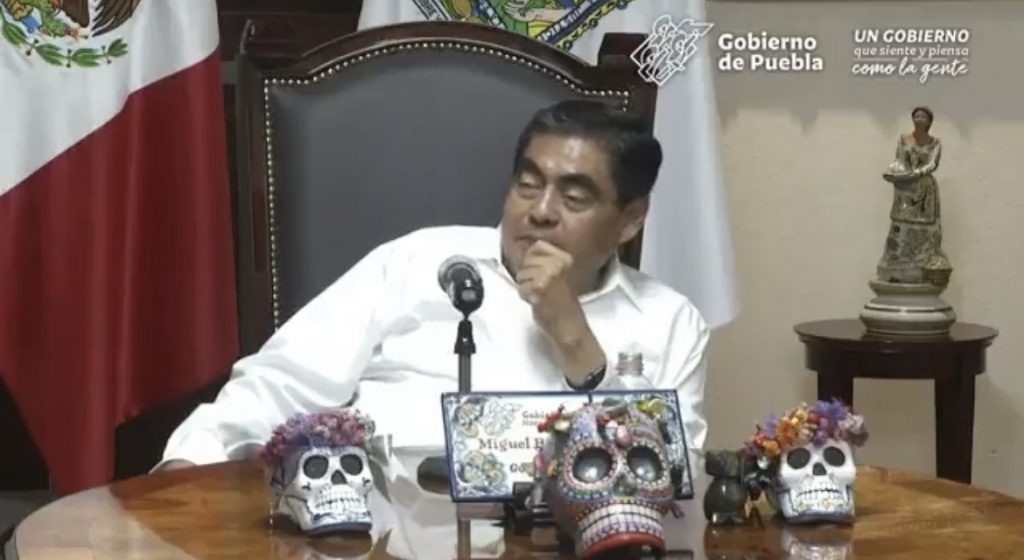 Video desde Puebla: Gobierno de estatal emitirá licitación para concesionar más verificentros, informó Miguel Barbosa