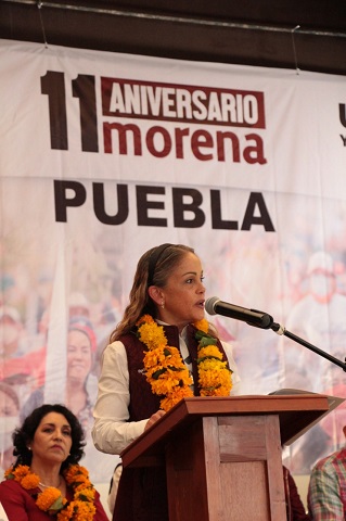 Avala dirigente de Morena en Puebla marcha en apoyo de la 4T