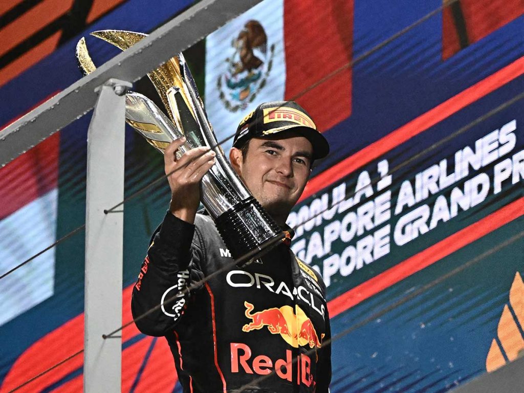 ‘Checo’ Pérez domina y triunfa en el GP de Singapur