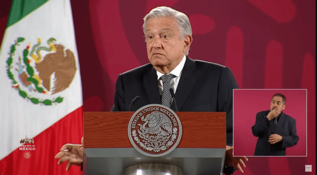 AMLO niega espionaje contra periodistas u opositores; Ejército realiza labores de inteligencia, aclara