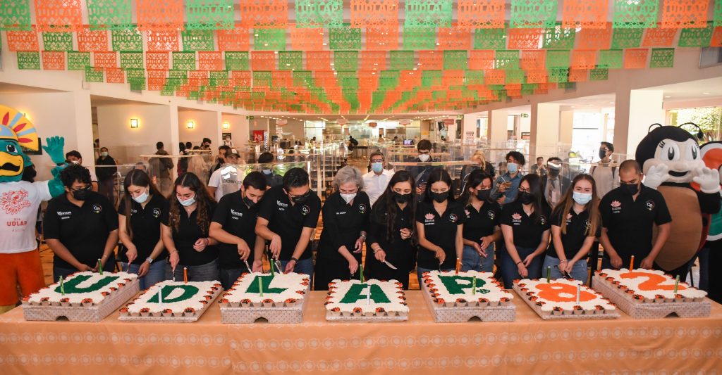 UDLAP festeja 82 años de historia, experiencia, logros y reconocimientos
