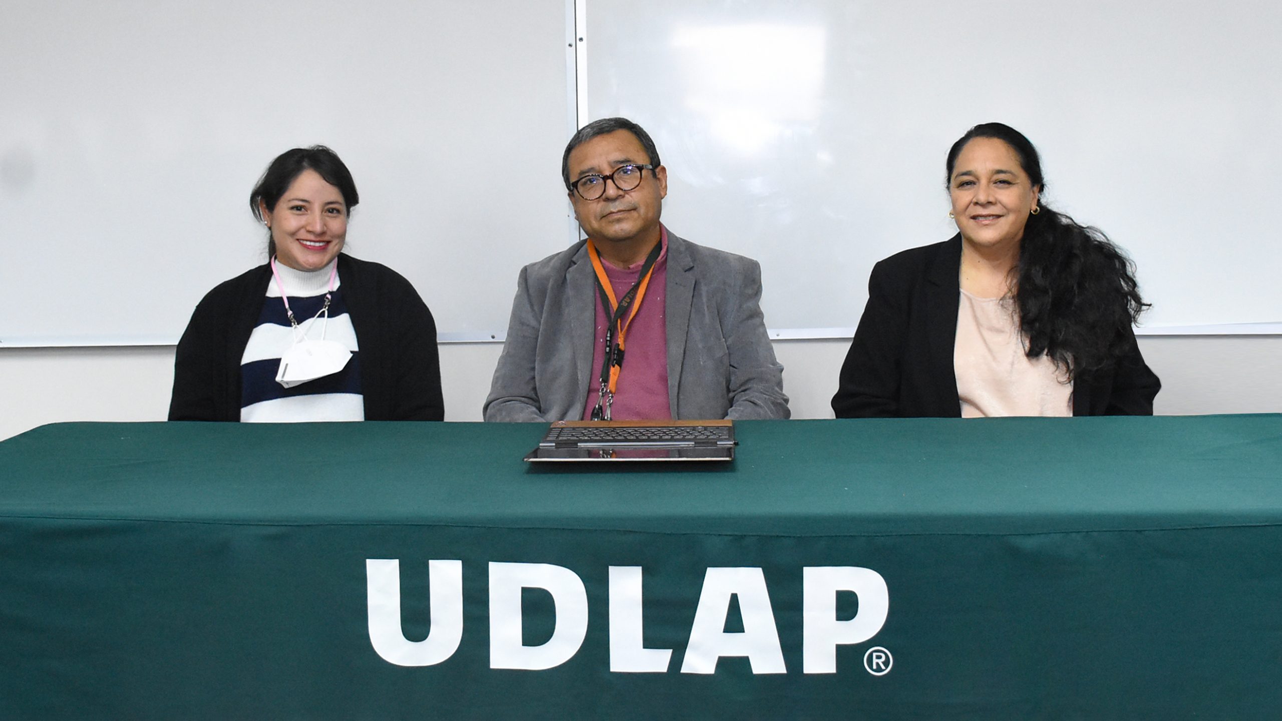 Académicos de México y Estados Unidos se reúnen en la UDLAP para analizar el cuerpo femenino en la literatura mexicana
