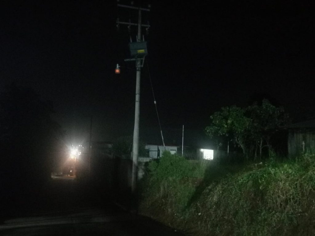 Fotonota: Reportan apagón en diferentes colonias de Huauchinango
