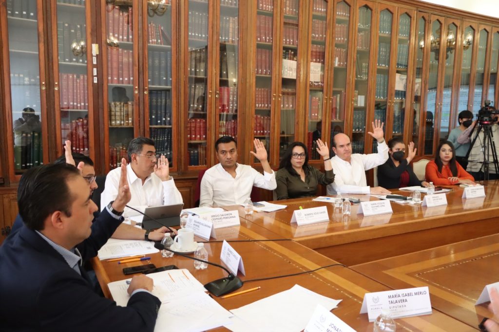 Aprueban comisiones unidas de la LXI Legislatura reformas al Poder Judicial  