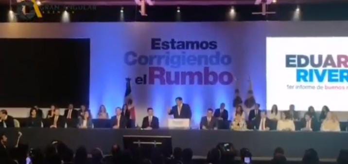 Video desde Puebla: Miguel Barbosa, aplaudido en el informe de Eduardo Rivera