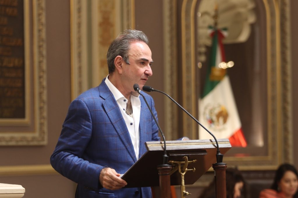 Presentan en el Congreso Iniciativa para expedir la Ley para Impulsar la Autonomía Económica de Mujeres Jefas de Familia