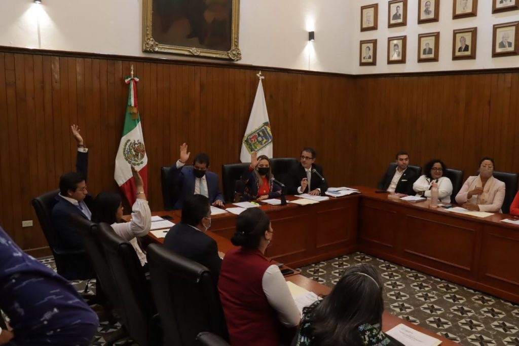Voracidad sin límite: Regidores de San Pedro Cholula rechazan eliminar sus “compensaciones” y se quedan con 5.3 mdp