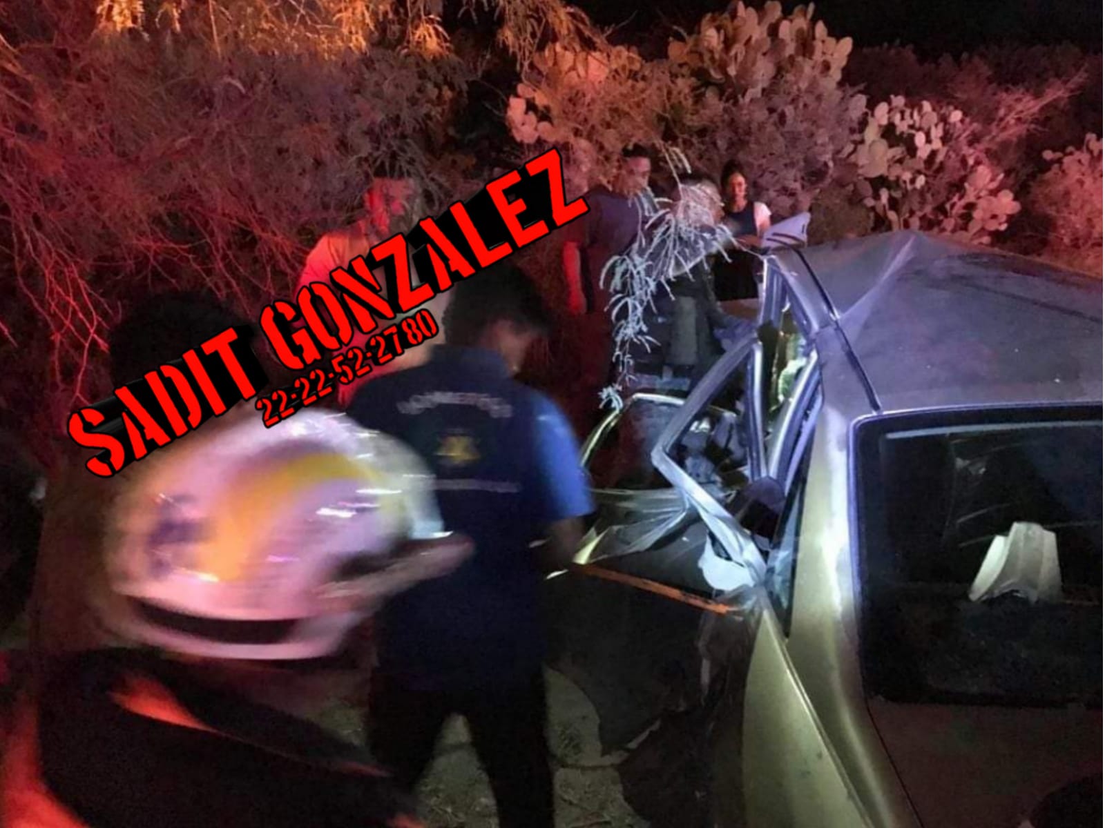 Una mujer muerta y 6 lesionados deja carambola en Tlacotepec de Benito Juárez