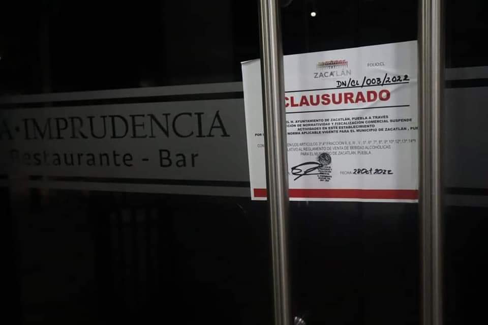 ¡Otra vez! clausuran bar de Eric Cotoñeto en Zacatlán