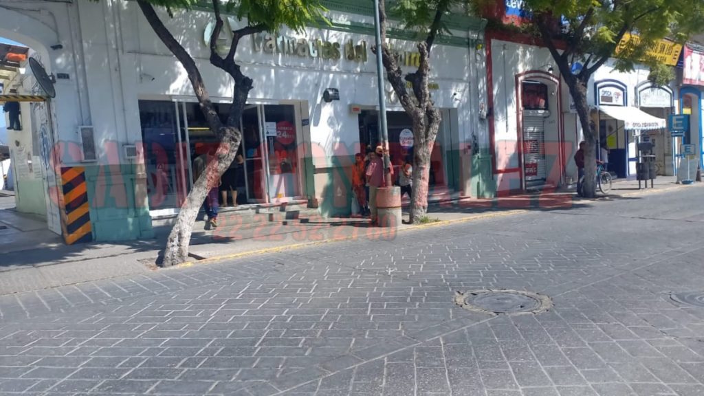 Detienen a doctor de farmacia señalado por presunto acoso a una mujer en Tehuacán