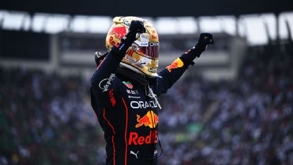 GPMX: Checo Pérez es sublíder y subió al podio con Verstappen, que llegó a 14 triunfos