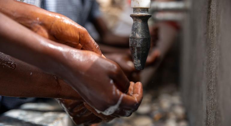 Cólera en Haití: La ONU respalda la contención y pide acceso de combustible para desplegar brigadas de respuesta
