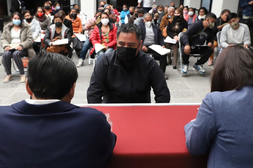 En Martes Ciudadano, Miguel Barbosa escucha y canaliza demandas ciudadanas