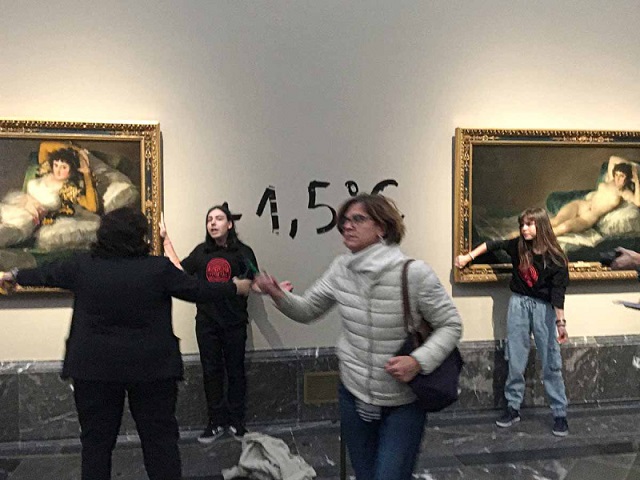 Activistas ‘atacan’ cuadros de Goya en protesta climática en España