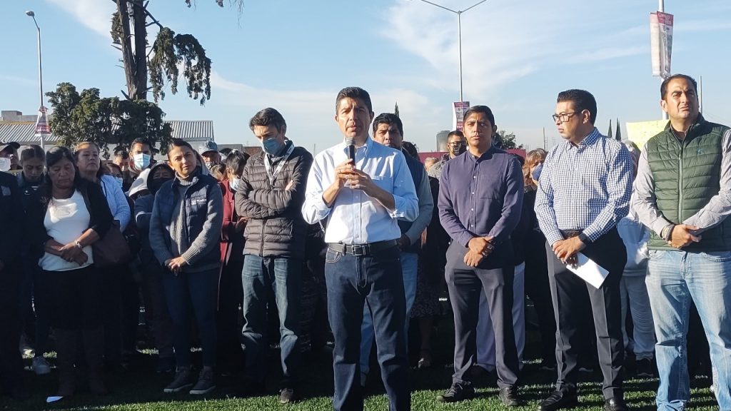 Rivera Pérez pide a comerciantes establecidos no permitir que ambulantes escondan mercancía en sus locales