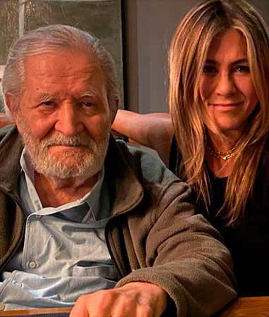 Jennifer Aniston se despide de su papá con emotivo mensaje a días de su fallecimiento