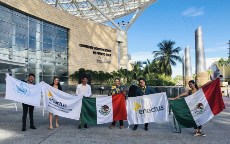 Ganan emprendedores BUAP la competencia internacional 1 Race 4 Oceans en la Enactus World Cup 2022