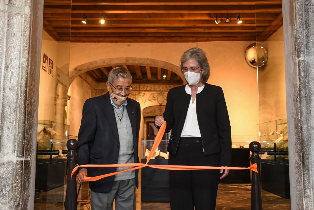 Biblioteca Franciscana inaugura exposición sobre libros impresos mexicanos