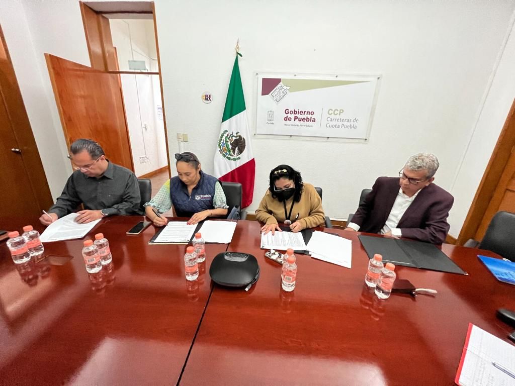Firman convenio de colaboración el ayuntamiento de la capital y Carreteras de Cuotas Puebla