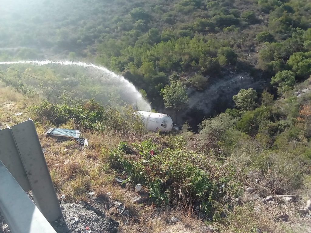 Muere mujer en accidente sobre la Cuacnopalan-Oaxaca a la altura de Tehuacán