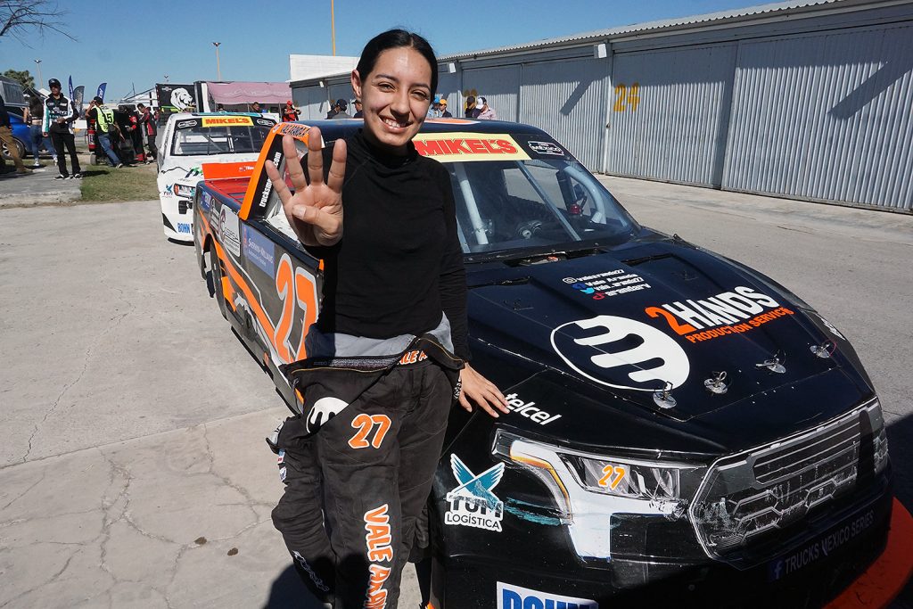 Valeria Aranda a un paso del podio de las camionetas en Monterrey