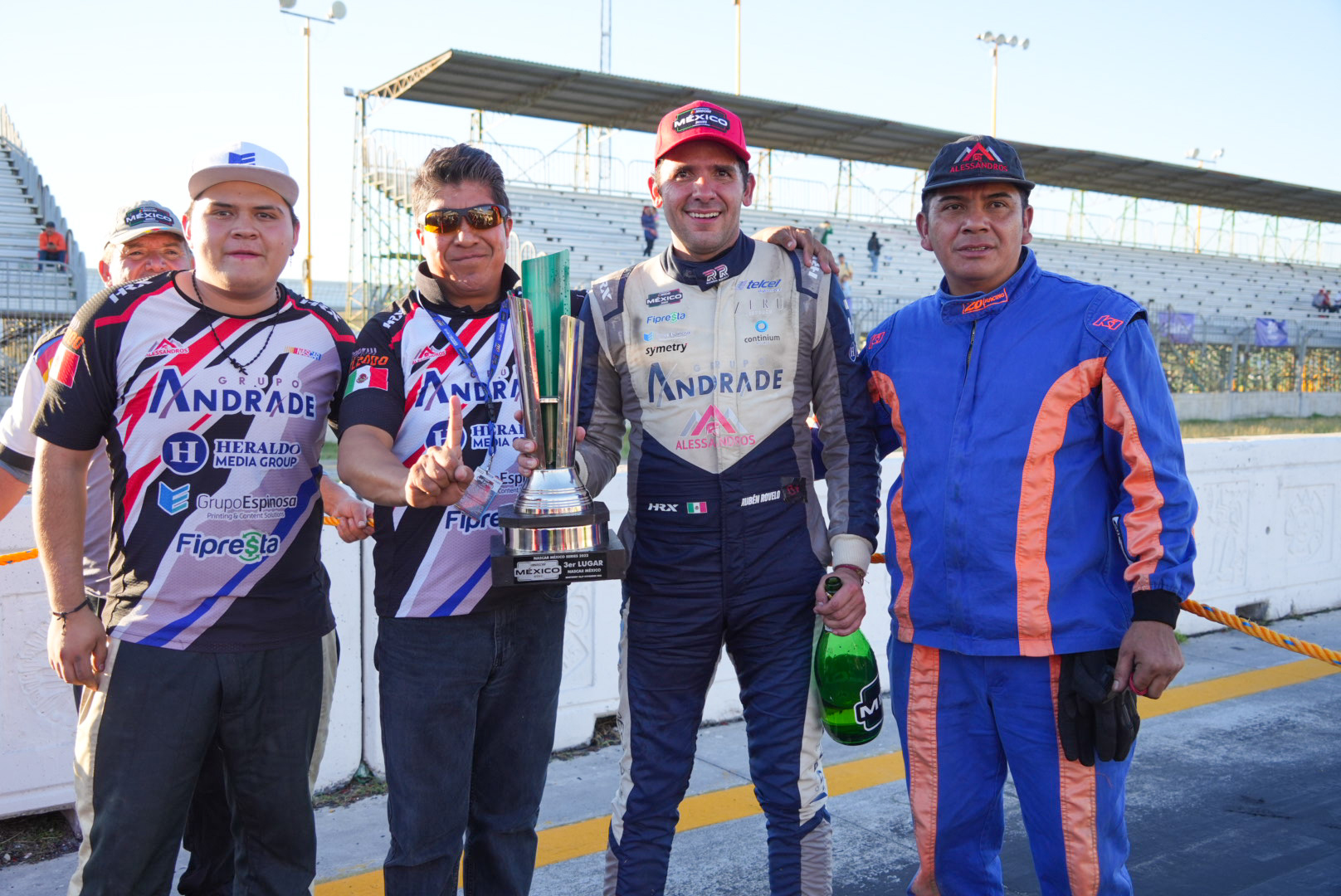Alessandros Racing, sumó en Monterrey un nuevo podio de NASCAR México Series, con Rubén Rovelo
