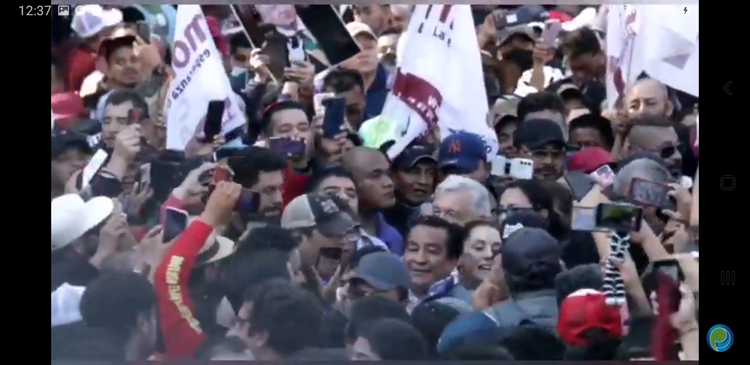 Video desde Puebla: Marchan -juntos- AMLO y Claudia Sheinbaum
