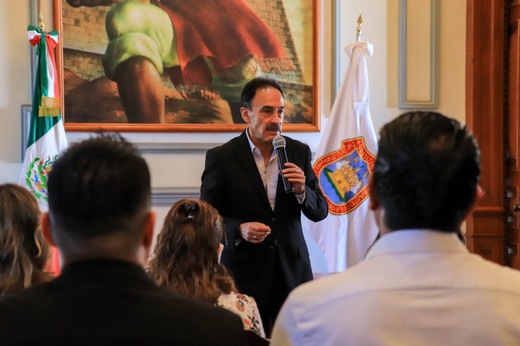 Toman protesta inspectores de sección de Puebla Capital