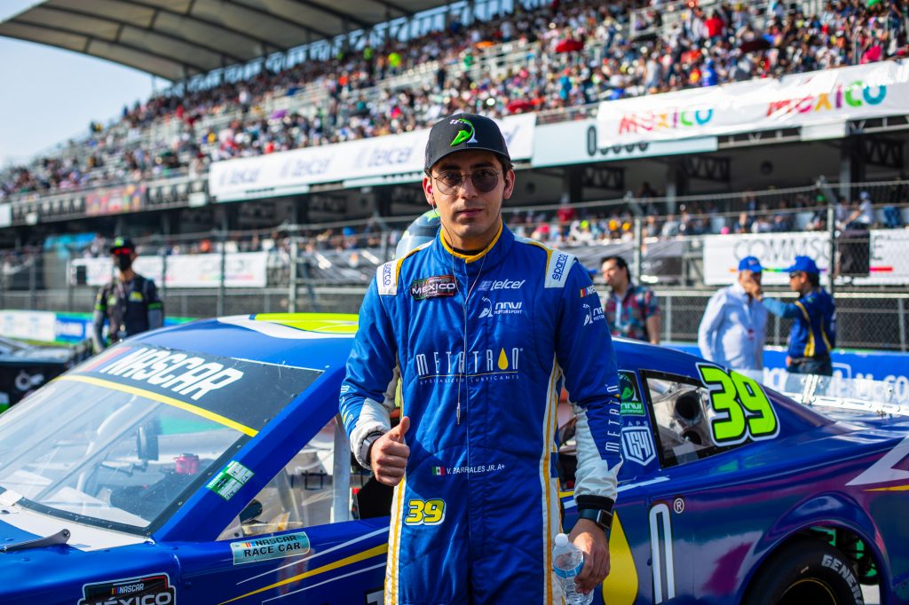 Motivado, Víctor Barrales Jr. querrá dar campanada en semifinal de NASCAR Challenge