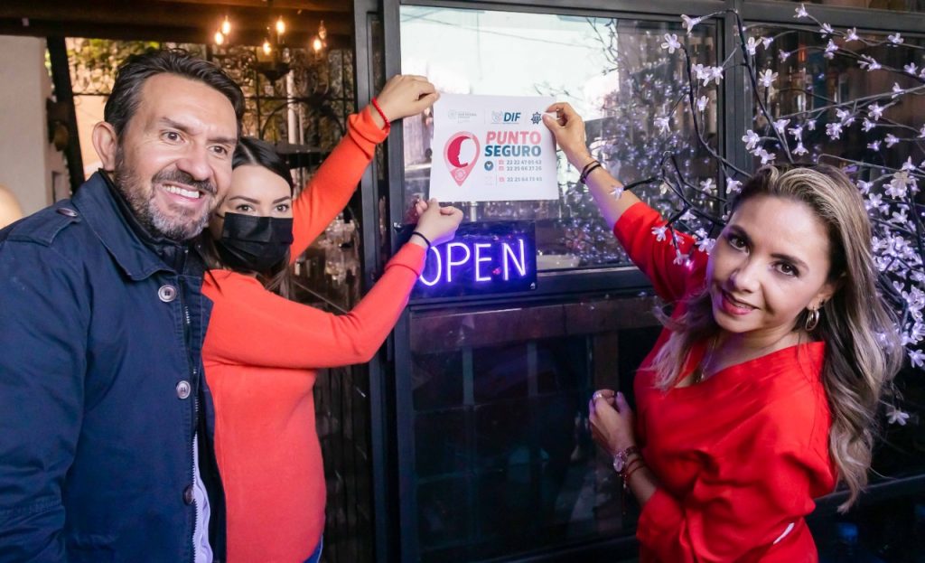 Paola Angon propondrá sanciones al acoso callejero contra mujeres en Cholula