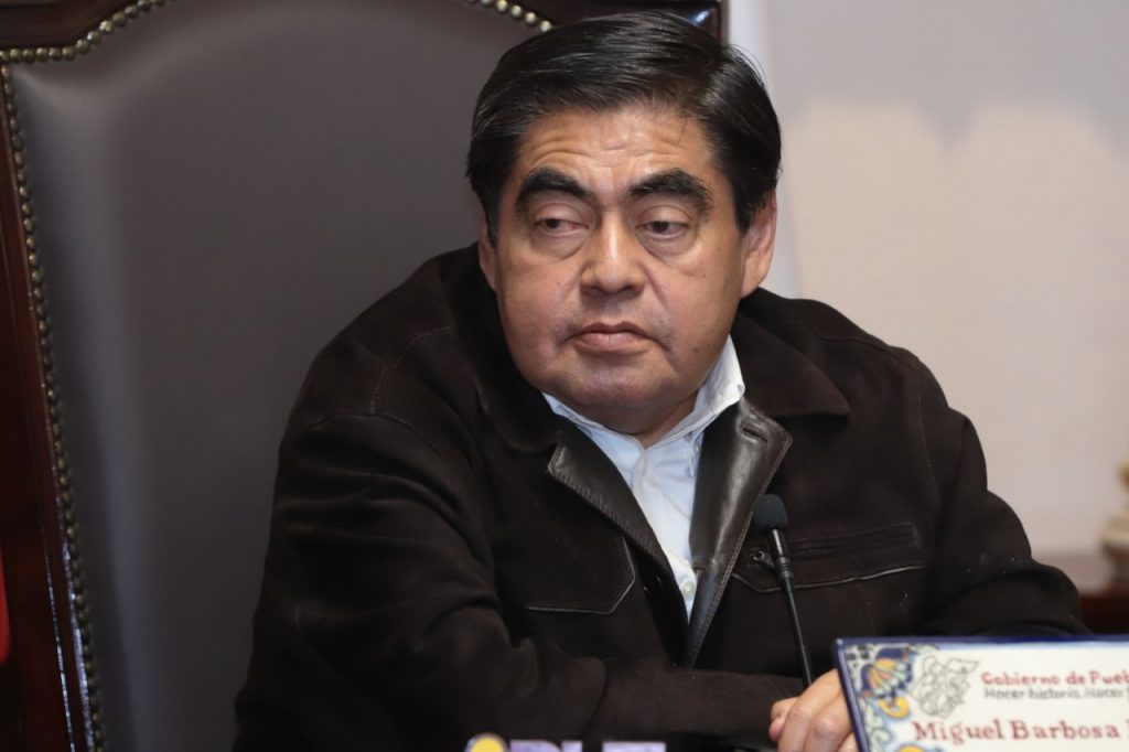 Gobierno regulariza predios y atiende exigencia social: Miguel Barbosa