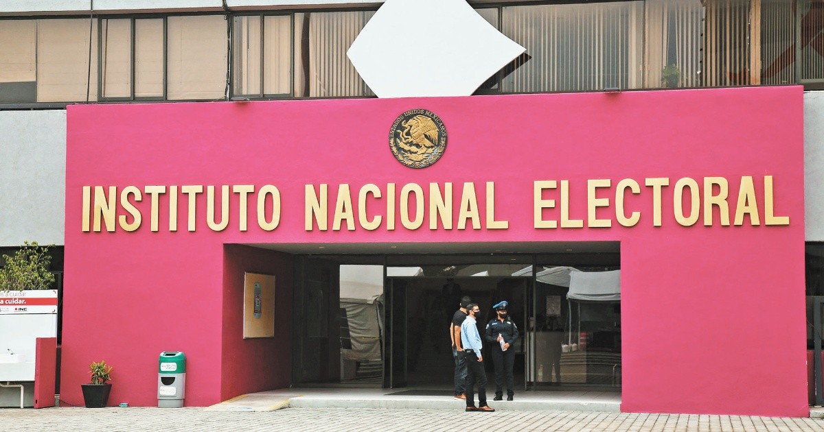 INE avala redistritación federal en Puebla