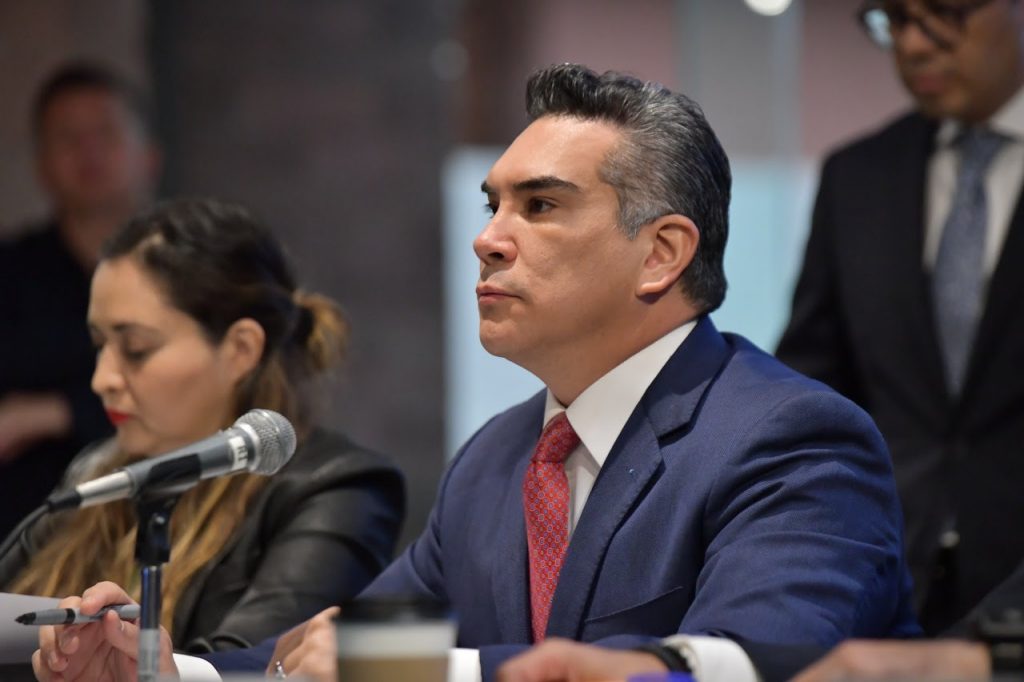 Llama Alejandro Moreno al PAN y PRD a dejar atrás diferencias y fortalecer a Va por México, para defender al INE y al Tribunal Electoral