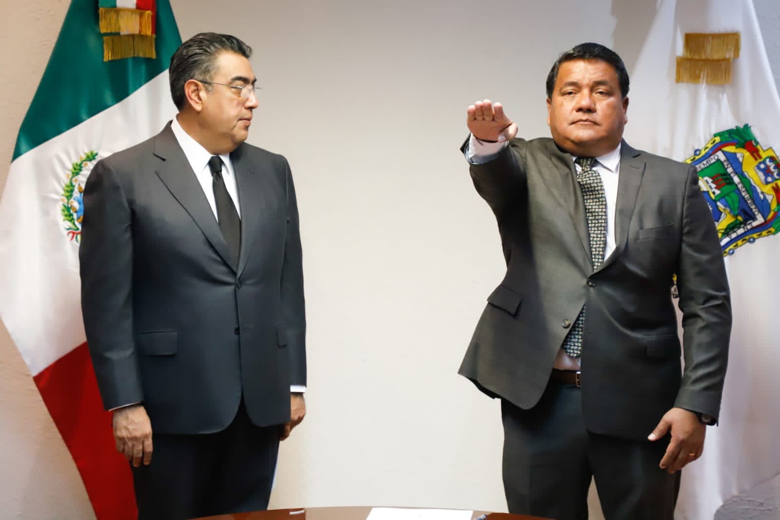 Video: Julio Huerta Gómez tomó protesta como secretario de Gobernación en Puebla
