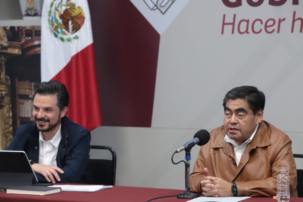 Miguel Barbosa se reunió con Zoe Robledo, director del IMSS